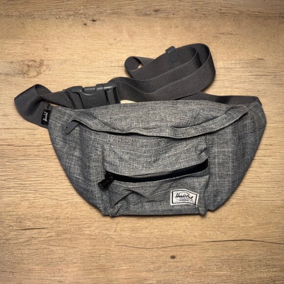 Herschel Supply Co. Herschel Pop Quiz Hip Pack - Picture 1 of 4